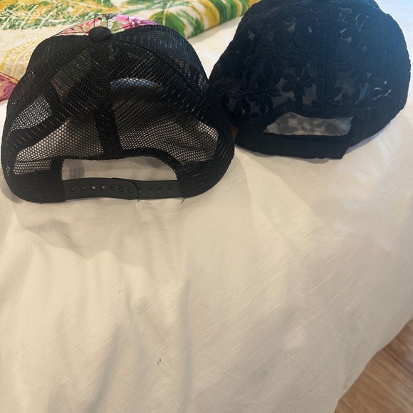 Floral and Lacy Caps - Picture 4 of 6